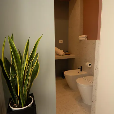 Boutique Luxury 4* Naples