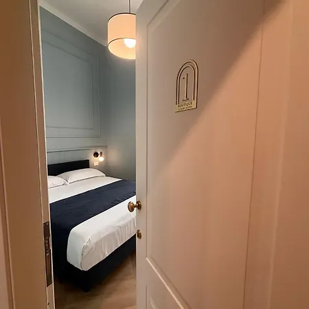 Boutique Luxury 4* ナポリ