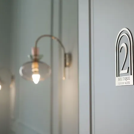 ゲストハウス Boutique Luxury 4*